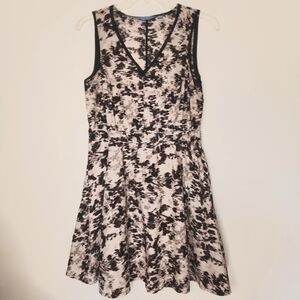 Simply Vera black‎ white v-neck pull over dress